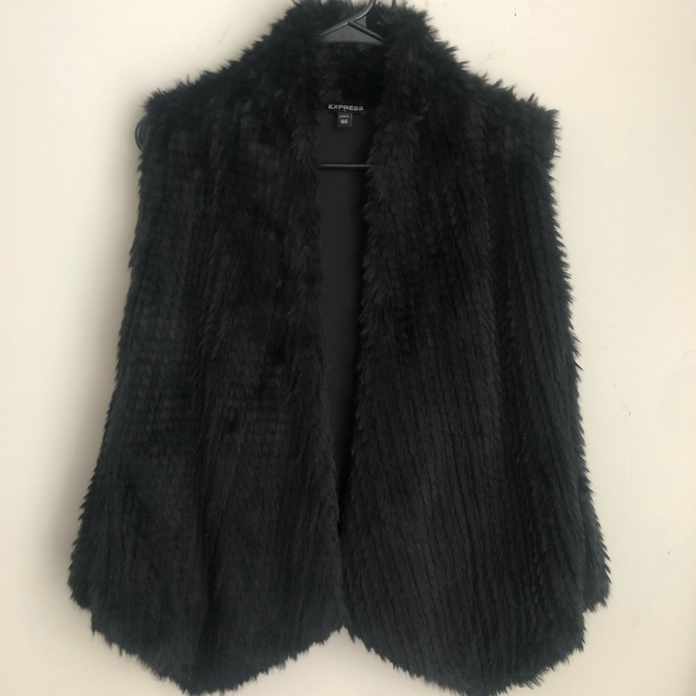 Black Faux Fur Vest | EXPRESS